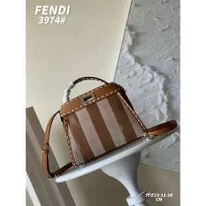 FENDI フェンデイ 2024FW 今季ヒット必至の秋季新作 トートバッグ 商品画像 1