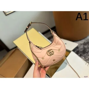 使えて可愛いデザイン夏新品 2026 トートバッグ GUCCI グッチ 商品画像 1