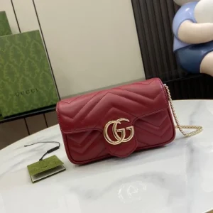 着まわし抜群カラー 2026 ショルダーバッグ GUCCI グッチ 商品画像 1