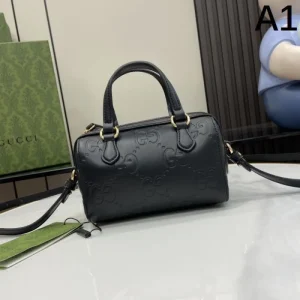 大人の色気を印象に 2026 トートバッグ GUCCI グッチ 商品画像 1