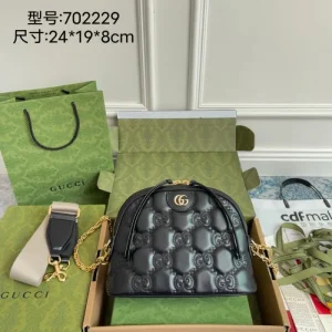 2026 この春夏注目すべき GUCCI グッチ ショルダーバッグ 商品画像 1