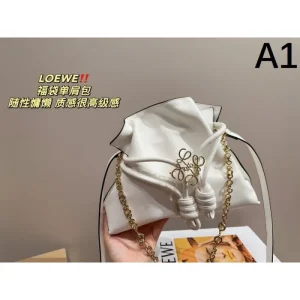 上品に夏っぽさを感じる 2026 ショルダーバッグ LOEWE ロエベ 商品画像 1