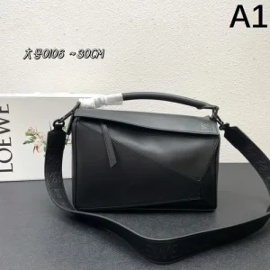 LOEWE ロエベ 2024FW 海外の顧客限定先行セール トートバッグ 商品画像 1