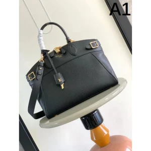 新作日本未入荷 2026 トートバッグ LOUIS VUITTON ルイヴィトン 商品画像 1