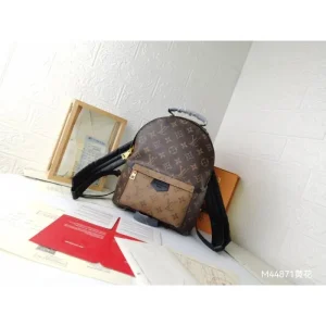 トレンド商品 2026 バックパック LOUIS VUITTON ルイヴィトン 商品画像 1