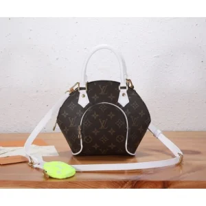 最新でおしゃれな 2026 トートバッグ LOUIS VUITTON ルイヴィトン 商品画像 1