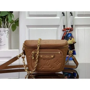 LOUIS VUITTON ルイヴィトン 2024FW 最新アイテム トートバッグ 商品画像 1