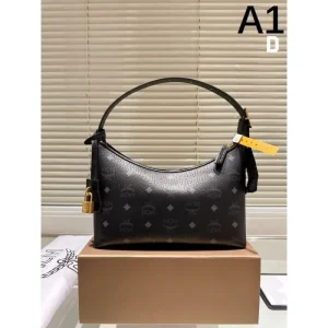 トレンドカラー 2026 トートバッグ MCM エムシーエム 商品画像 1