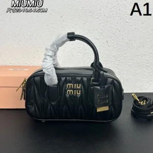 大好評アイテム 2026 トートバッグ MIU MIU ミュウミュウ 商品画像 1