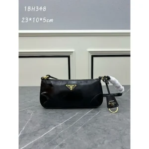 完売次第終了早い者勝ち 2026 ショルダーバッグ PRADA プラダ 商品画像 1