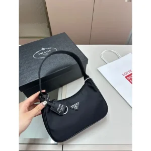 大人気なレットショップ 2026 トートバッグ PRADA プラダ 商品画像 1
