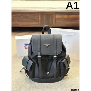 雑誌掲載新作春夏入荷 2026 バックパック PRADA プラダ 商品画像 1