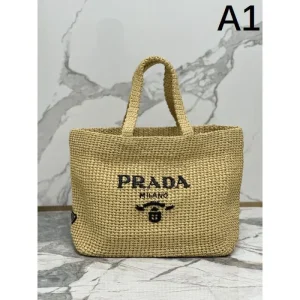 2026 雑誌掲載新作春夏入荷 PRADA プラダ トートバッグ 商品画像 1