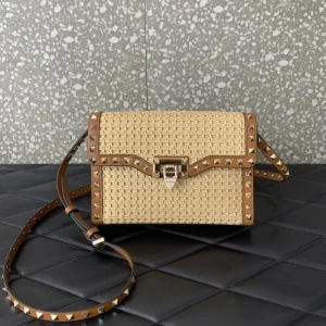 限定生産品 2026 ショルダーバッグ VALENTINO ヴァレンティノ 商品画像 1
