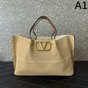 在庫セール 2026 トートバッグ VALENTINO ヴァレンティノ 商品画像 1