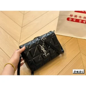 最旬アイテム 2026 ショルダーバッグ YSL イヴ サンローラン 商品画像 1