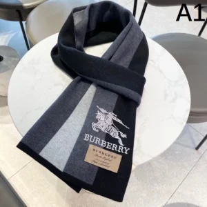 2024FW スカーフ BURBERRY バーバリー 使えて可愛いデザイン冬新品 商品画像 1