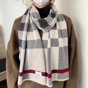 2024FW スカーフ BURBERRY バーバリー 色気のあるスタイルに仕上げ 商品画像 1