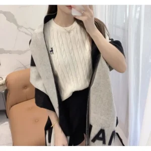 2024FW スカーフ CHANEL シャネル 今シーズン最注目のトレンド 商品画像 1