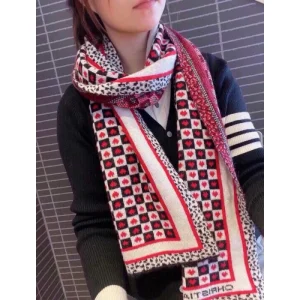 2024FW スカーフ DIOR ディオール 今シーズン最注目のトレンド 商品画像 1