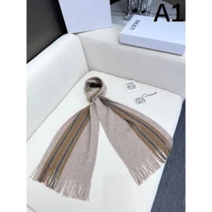 2024FW スカーフ LOEWE ロエベ オシャレに圧倒的な人気の 商品画像 1