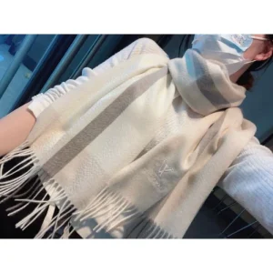 2024FW スカーフ LOUIS VUITTON ルイヴィトン おしゃれを楽しむ! 商品画像 1