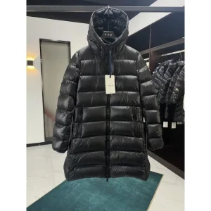 MONCLER モンクレール ダウンジャケット 2024FW 年末年始はセール 商品画像 1