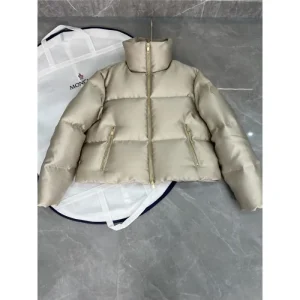 MONCLER モンクレール ダウンジャケット 2024FW セレブも多数愛用 商品画像 1