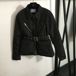 PRADA プラダ 綿入れ 2024FW かっこいい アイテム 商品画像 1
