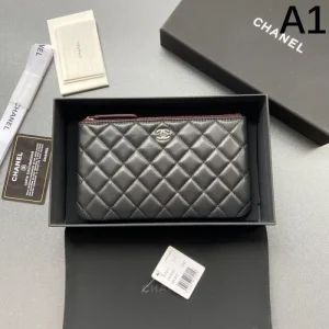 CHANEL シャネル 2024FW 抜群なブランドプリント 長財布 商品画像 1