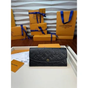 LOUIS VUITTON ルイヴィトン 2026 最新で一目惚れ 長財布 商品画像 1