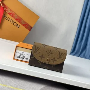 LOUIS VUITTON ルイヴィトン 2026 主役級アイテム コインバッグ 商品画像 1