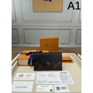 LOUIS VUITTON ルイヴィトン 2026 限定ギフトにも コインバッグ 商品画像 1