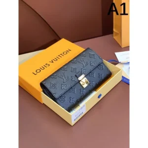 LOUIS VUITTON ルイヴィトン 2024FW きちんと感が強い 長財布 商品画像 1
