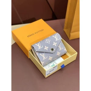 LOUIS VUITTON ルイヴィトン 2024FW 大特価新作限定 三つ折り財布 商品画像 1