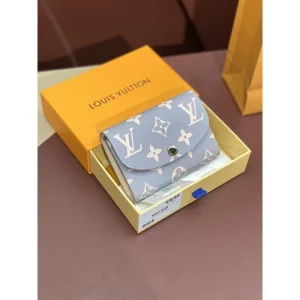 LOUIS VUITTON ルイヴィトン 2024FW 定番人気最新作 三つ折り財布 商品画像 1
