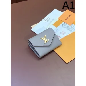 LOUIS VUITTON ルイヴィトン 2024FW 圧倒的な支持率 三つ折り財布 商品画像 1