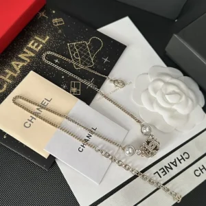 今っぽいスタイルに決まる 2026 ネックレス CHANEL シャネル 商品画像 1