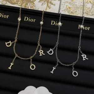 春らしいきれい色のように 2026 ネックレス DIOR ディオール 商品画像 1
