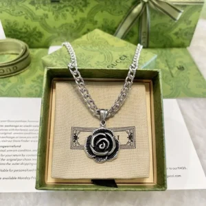 今年の春はこれで決まり 2026 ネックレス GUCCI グッチ 商品画像 1