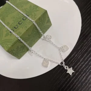 GUCCI グッチ 抜群な魅力的なアイテム 2026 ネックレス 商品画像 1