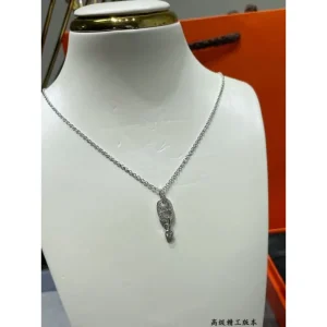 HERMES エルメス 続々とお目見える夏季新作 2026 ネックレス 商品画像 1