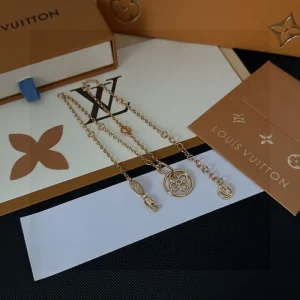話題の新作到着 2026 ネックレス LOUIS VUITTON ルイヴィトン 商品画像 1
