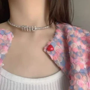 発売極限状態! 2026 ネックレス MIU MIU ミュウミュウ 商品画像 1