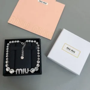 VIPセール激安 2026 ネックレス MIU MIU ミュウミュウ 商品画像 1