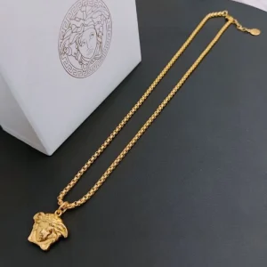 VERSACE ヴェルサーチェ 定番が欲しい方 2026 ネックレス 商品画像 1