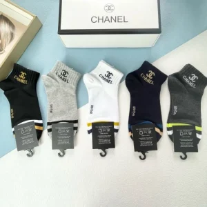 2026 靴下 CHANEL シャネル 1点限り!VIP顧客セール 商品画像 1