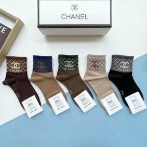 2026 靴下 CHANEL シャネル 夏に向けて使えるスタイル 商品画像 1