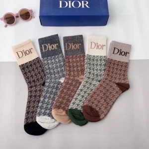 2026 靴下 DIOR ディオール 続々とお目見える夏季新作 商品画像 1