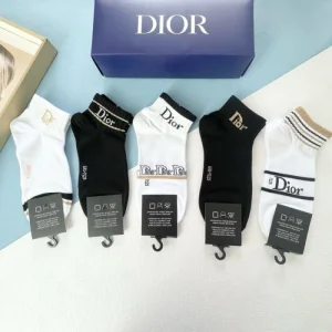2026 靴下 DIOR ディオール 愛用者多数になる夏季新作 商品画像 1